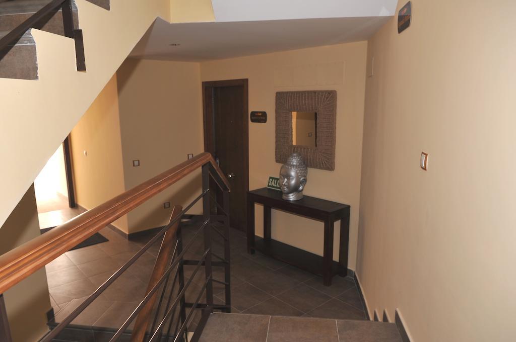 Appartamento Edificio Reyes La Adrada Esterno foto