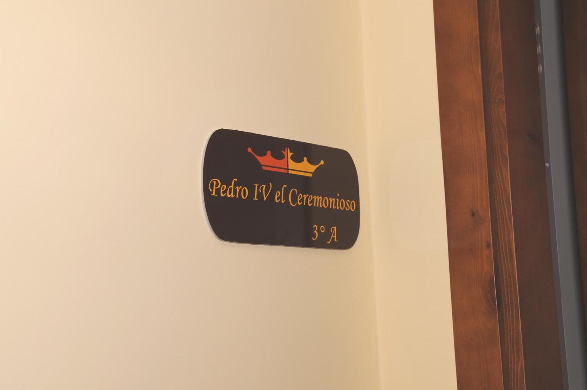 Appartamento Edificio Reyes La Adrada Esterno foto